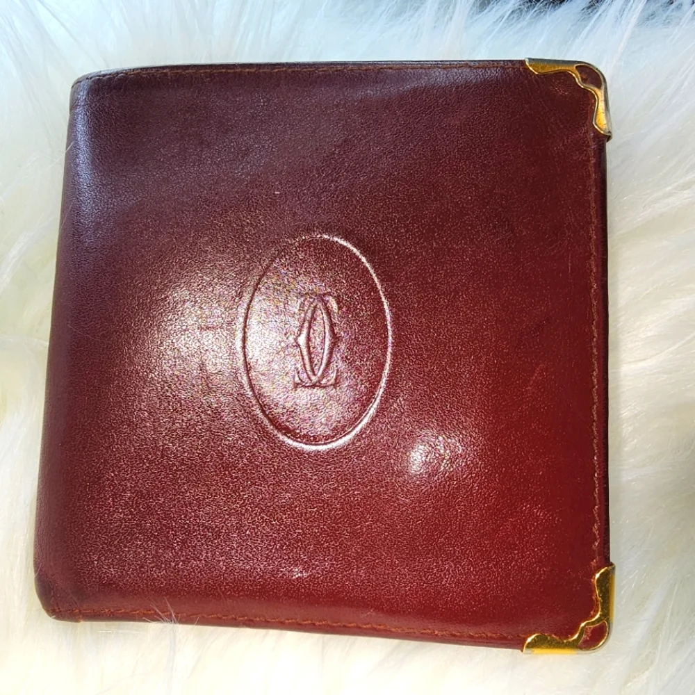 Cartier wallet (1-19-A72)